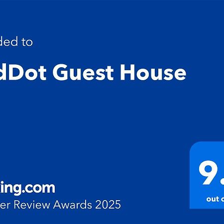 Reddot Guest House Хенерал Луна Екстериор снимка
