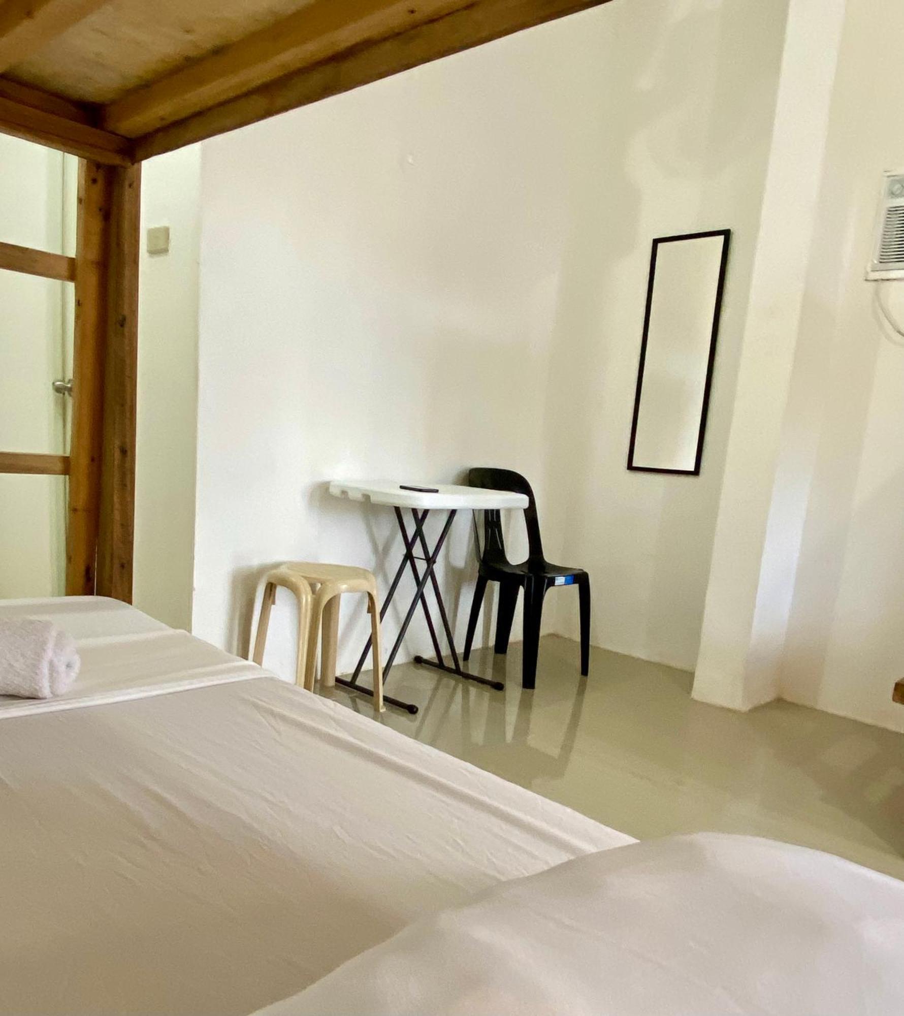 Reddot Guest House Хенерал Луна Екстериор снимка